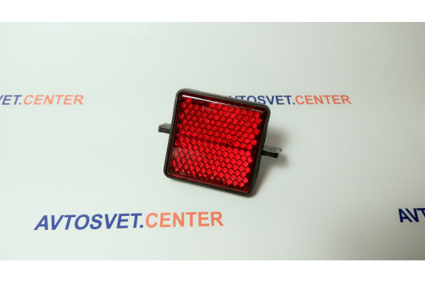 Катафот фонаря заднего ВАЗ-21011 красный